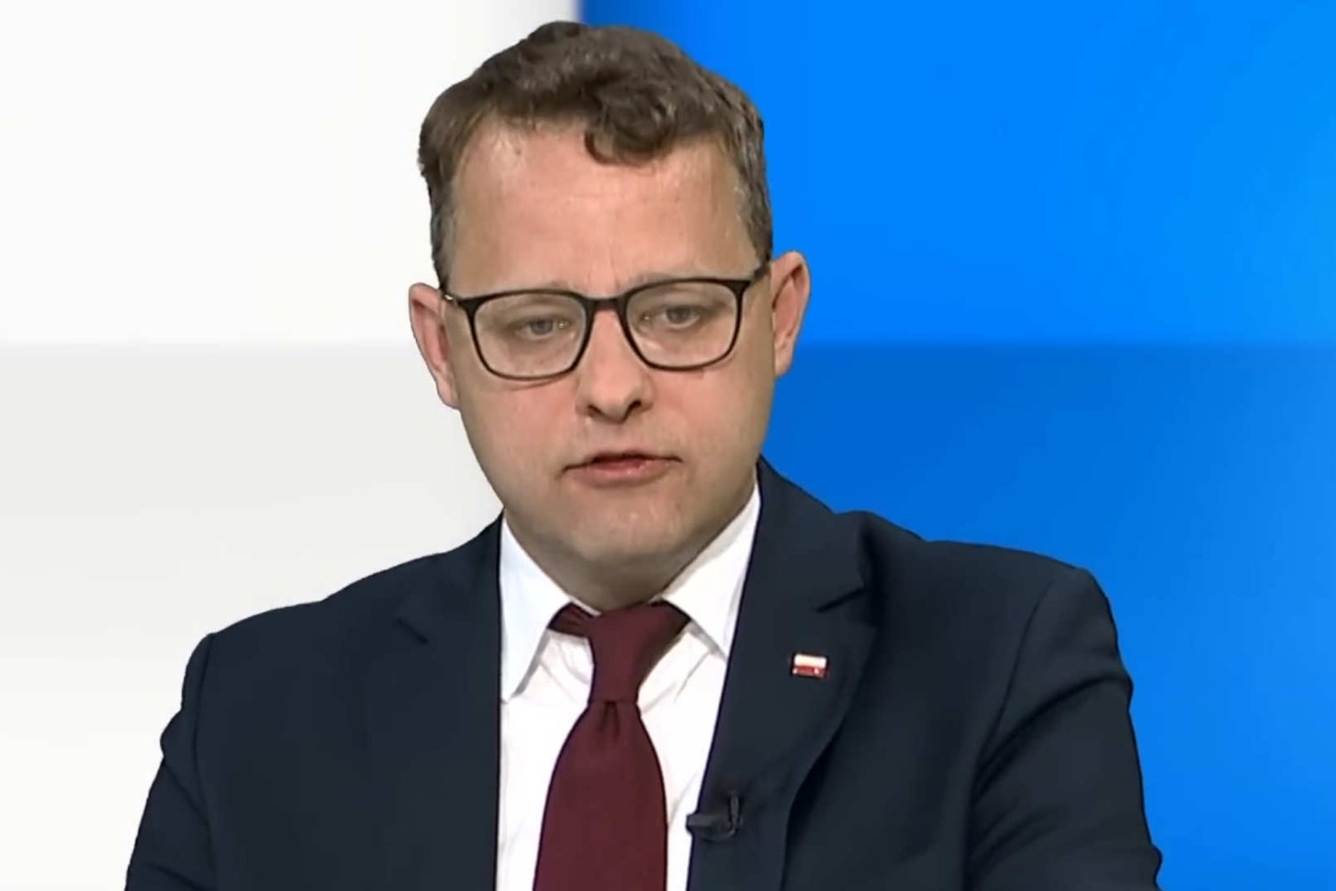 Marcin Romanowski w studiu telewizyjnym