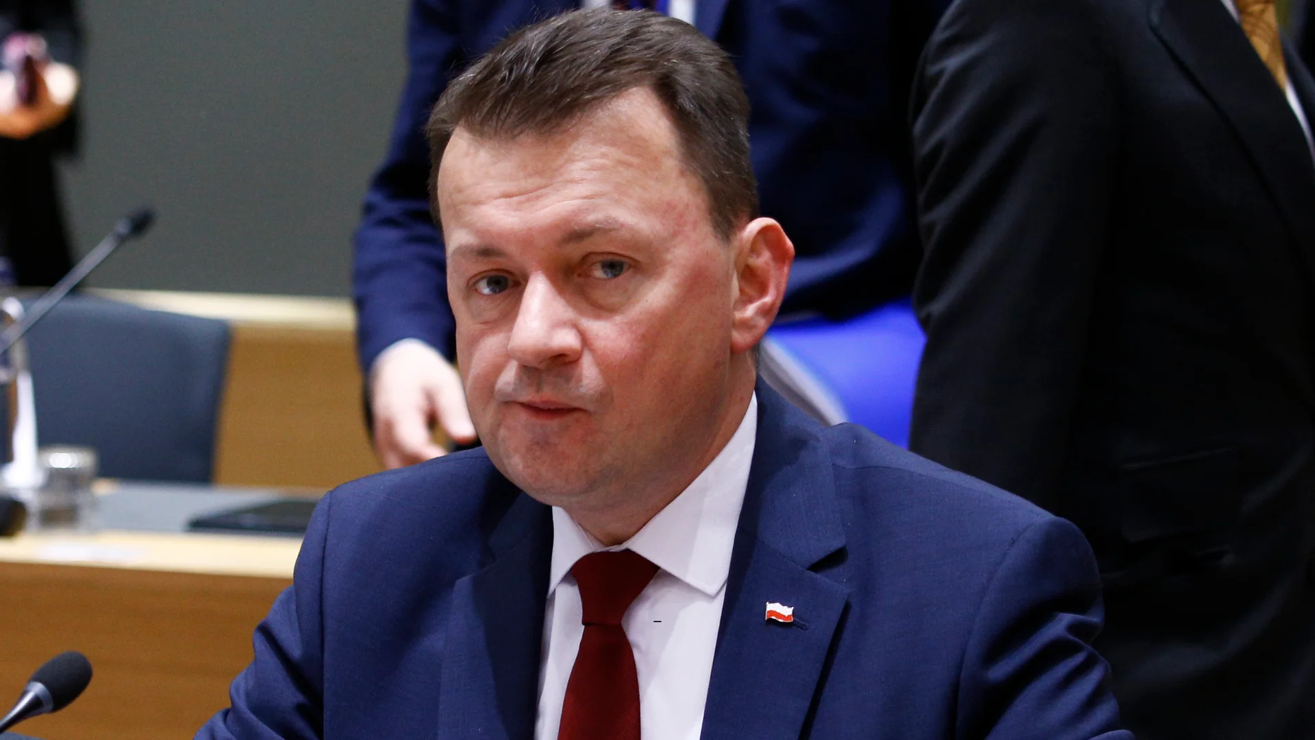 PiS brutalnie zmienia taktykę w Sejmie. Witek za burtą, a Błaszczak łamie trzyletnie ultimatum Mariusz Błaszczak