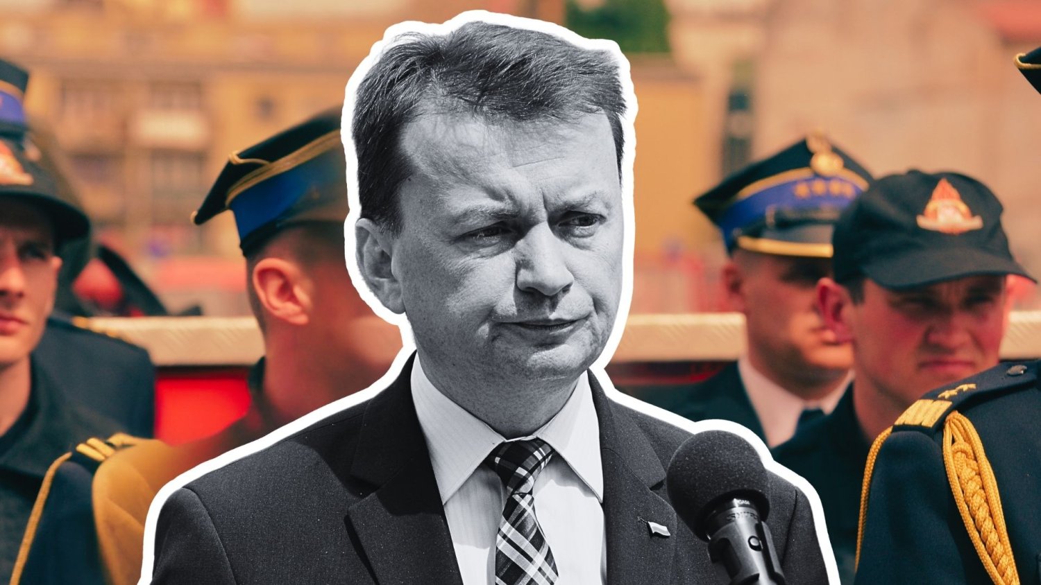 Mariusz Błaszczak właśnie wyszedł z NATO. PiS próbuje go tłumaczyć i wychodzi tylko gorzej