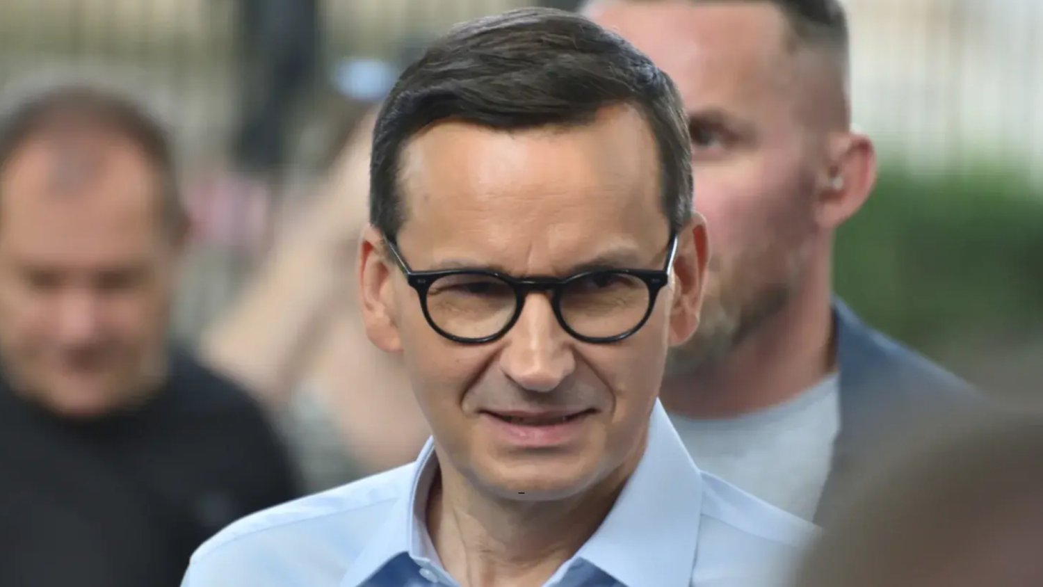 Morawiecki pokazał swoje wpływy w Kościele. Wielkie grillowanie z dyspensą