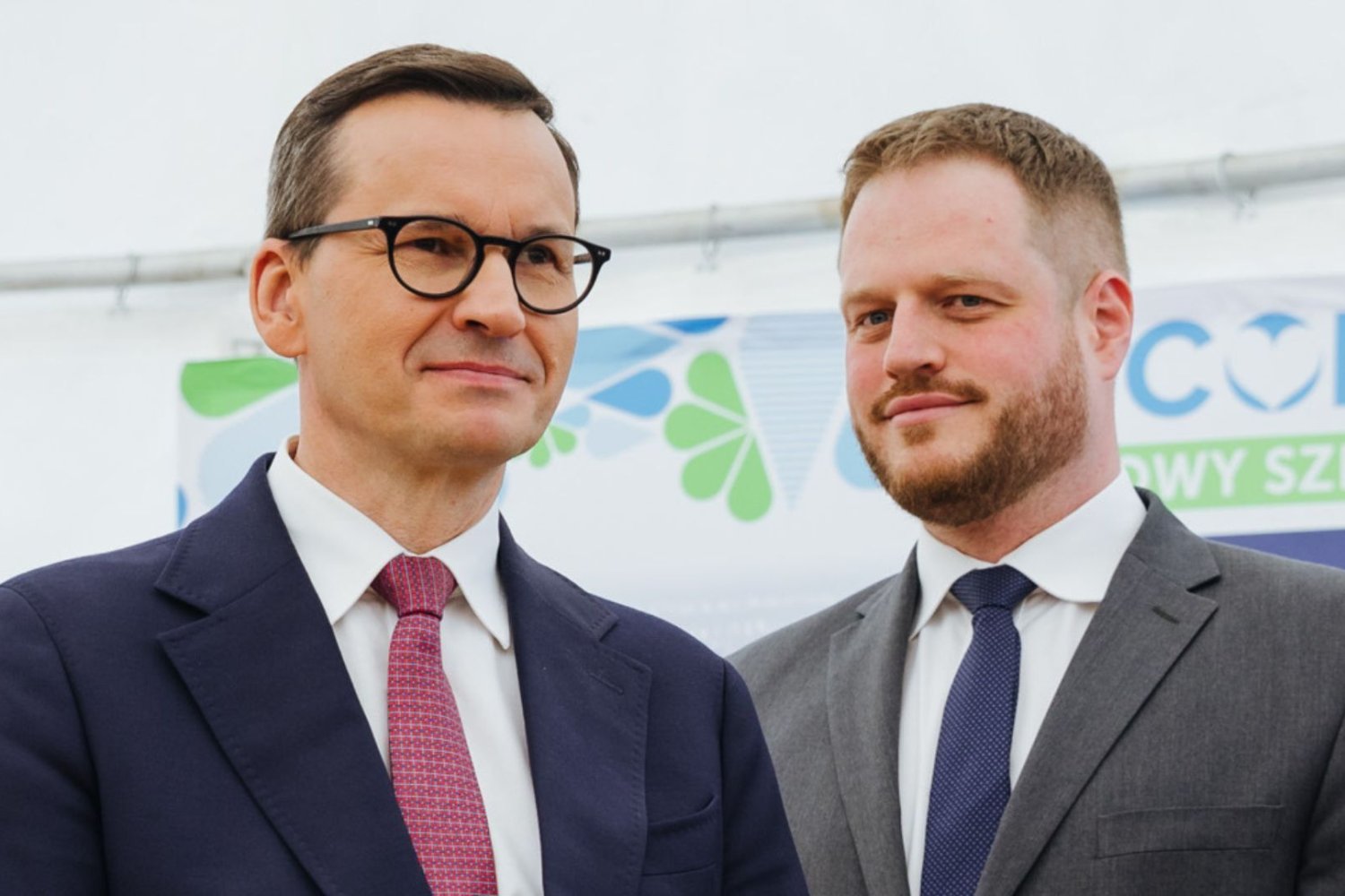 Mateusz Morawiecki, Janusz Cieszyński