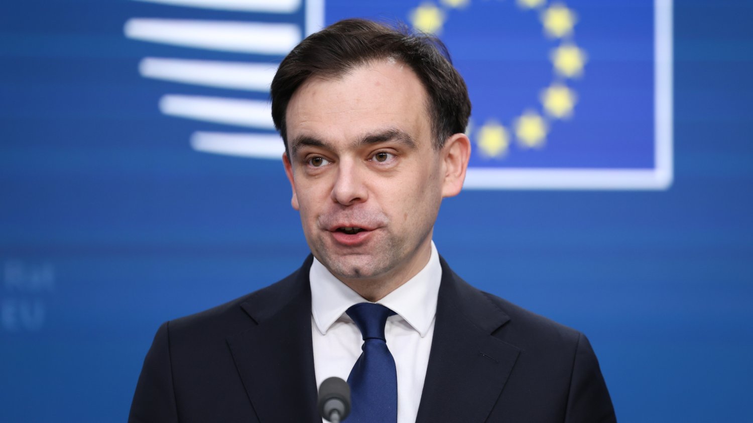 KO postem o średniej krajowej podpaliła internet. Poszło o 9173 zł pensji