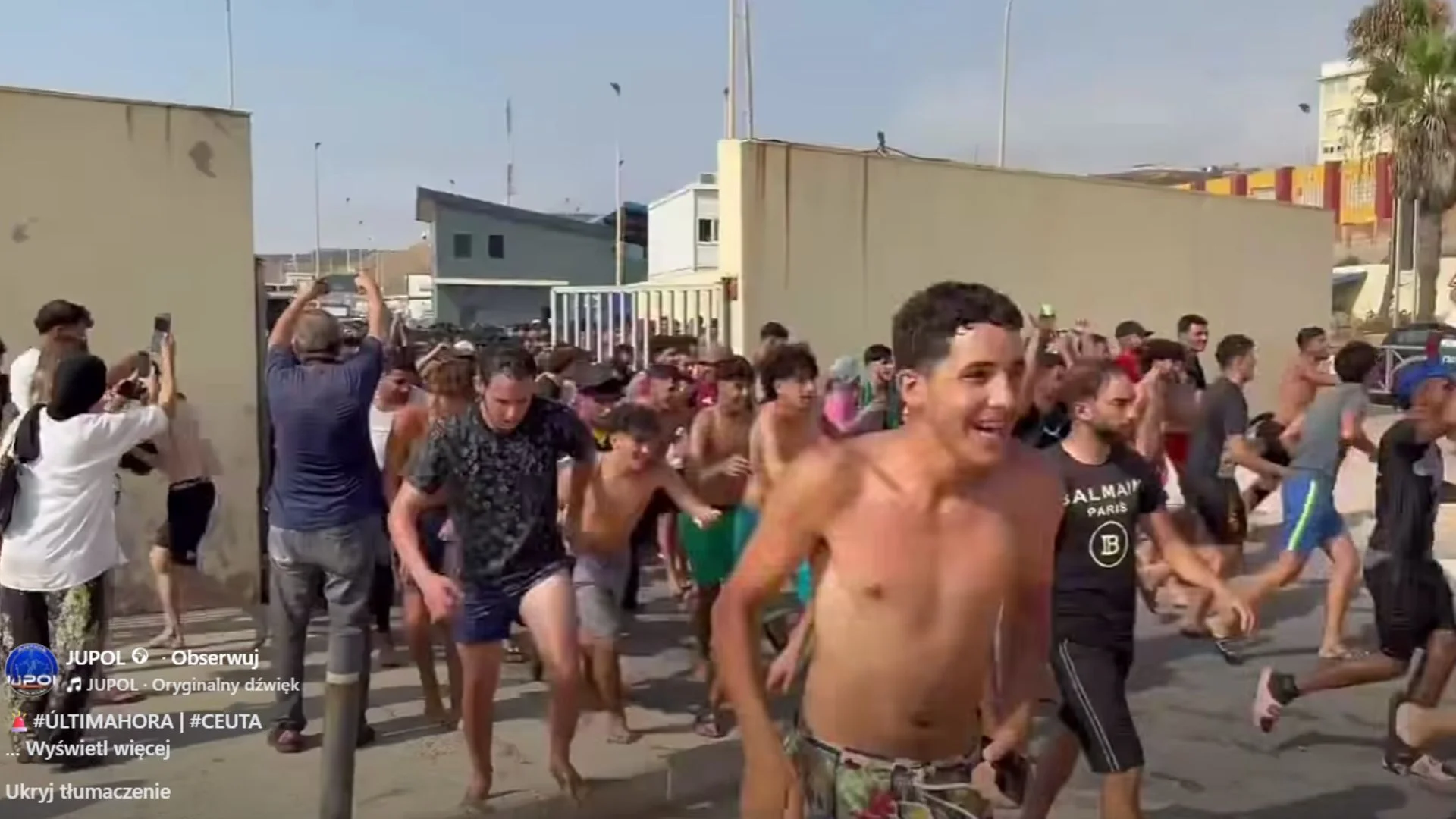 Ceuta w Hiszpanii pełna nielegalnych migrantów Migranci bez żadnej kontroli wdzierają się do Ceuty