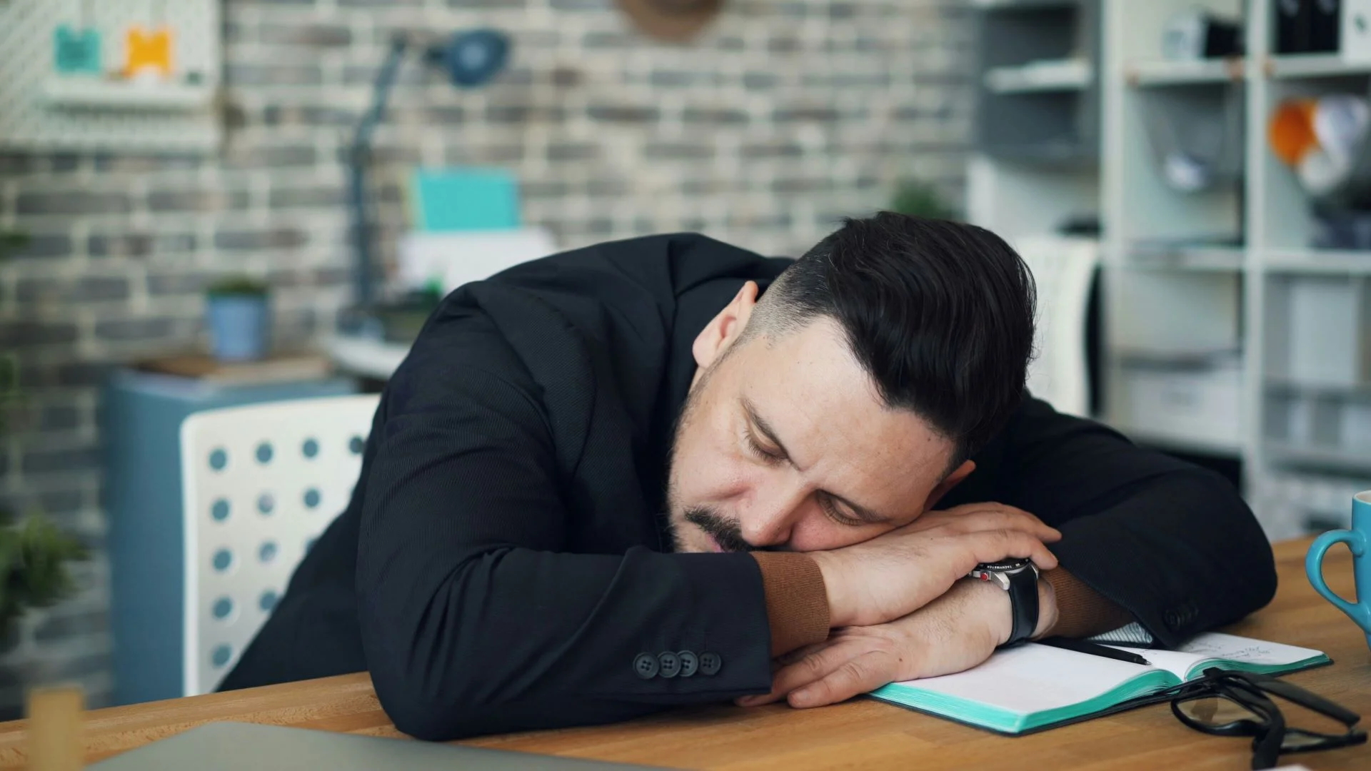 Mózg "uczy się offline". Wtedy może doznać olśnienia