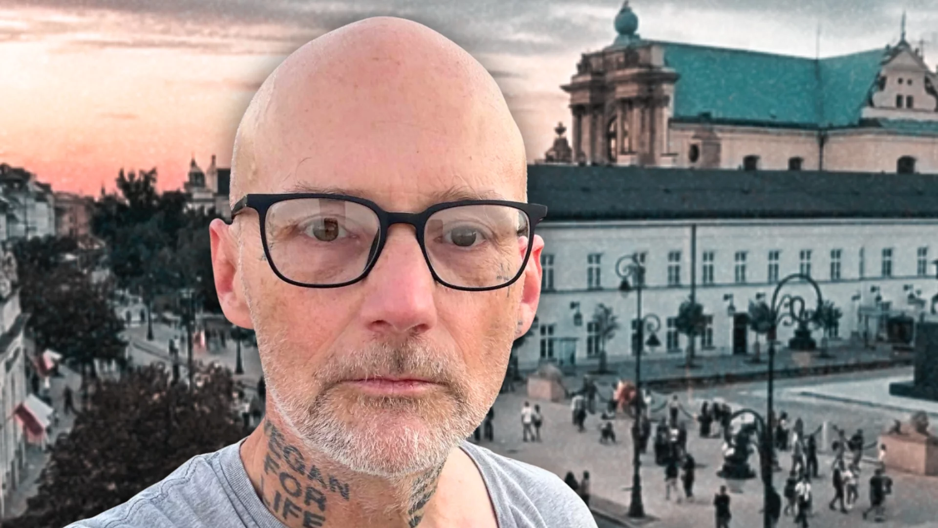 Moby nagrał uliczną skrzypaczkę w Warszawie. Tak pokazał Polsce jej piękno Moby nagrał uliczną skrzypaczkę w Warszawie. Tak pokazał Polsce jej piękno
