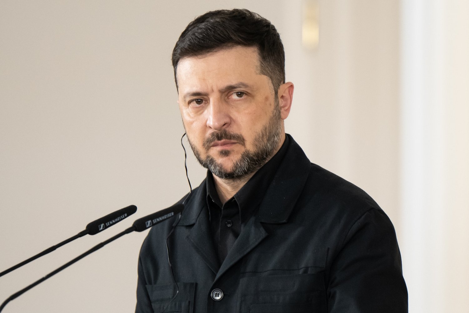 Zełenski odgryza się ws. bohaterów narodowych. "Nikt nie będzie nam mówił"