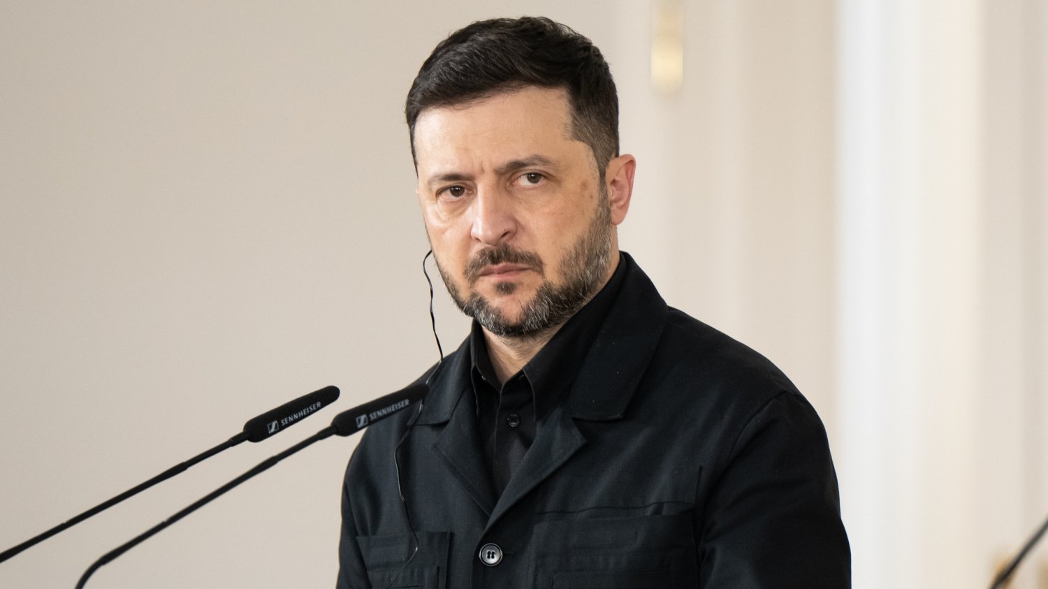 Zełenski odgryza się ws. bohaterów narodowych. "Nikt nie będzie nam mówił"