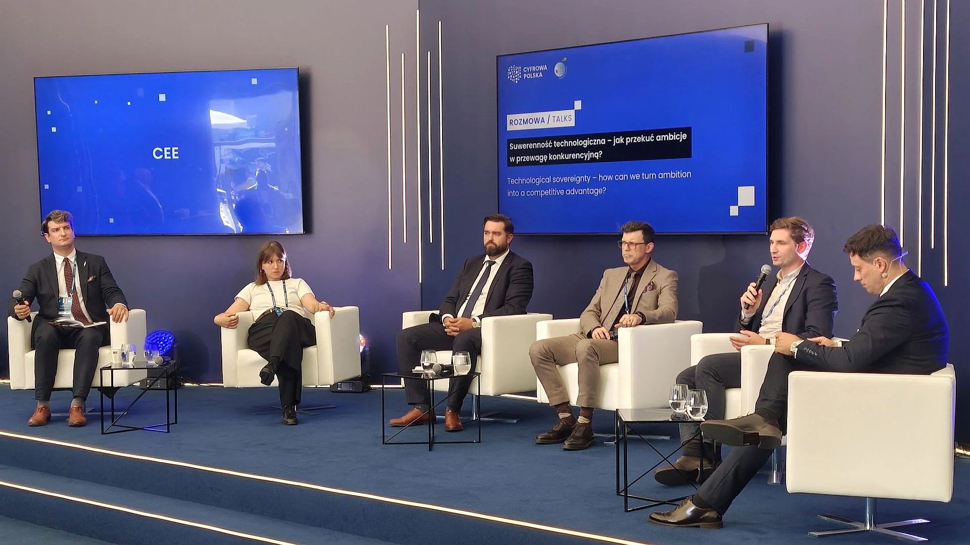 W strefie Domu Cyfrowej Polski odbył się panel zatytułowany "Suwerenność technologiczna: jak przekuć ambicje w przewagę produkcyjną".
