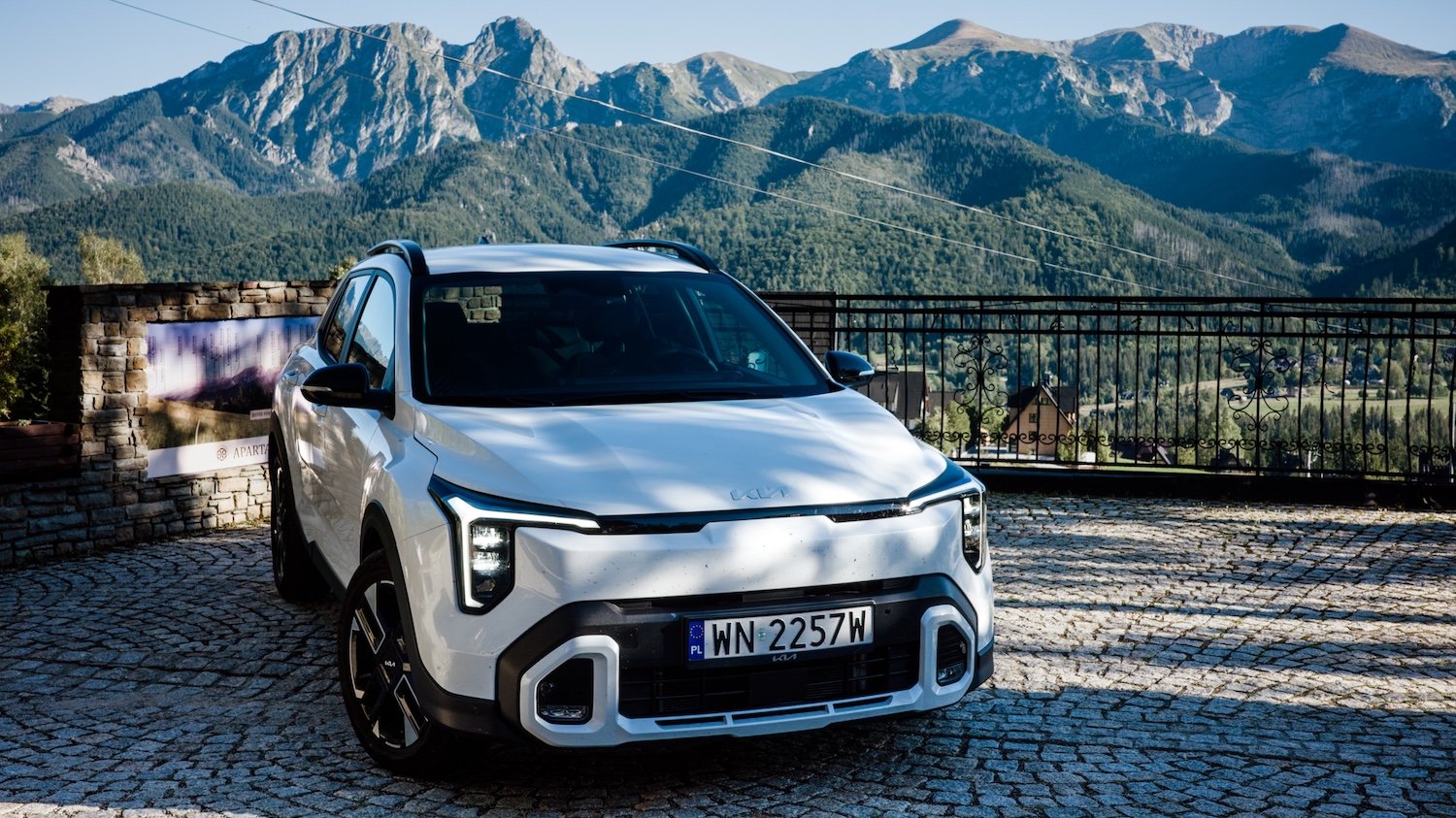 Nowa Kia Stonic i ponad 1000 km w trasie. Szukałem dziury w całym i znalazłem