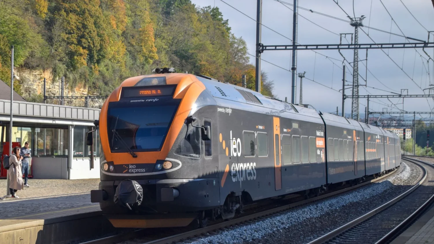 PKP Intercity ma problem. Konkurent znowu wjeżdża z cenami nie do pobicia Pociąg Leo Express