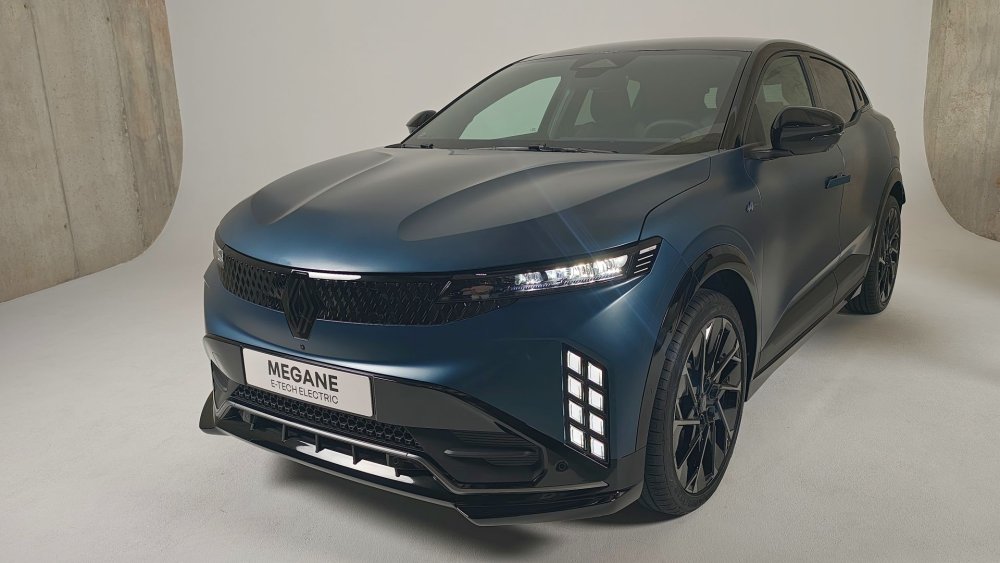 New Renault Megane E-Tech Facelift: Revamped Interior, New Battery, No Cheap Versions