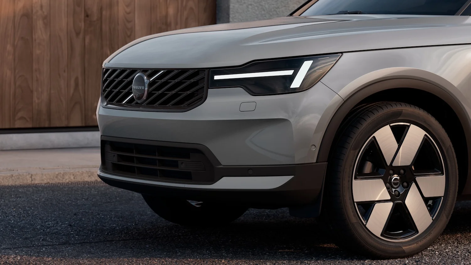 Nowe Volvo XC40 jest ładniejsze, ale i droższe. Szwedzi zrobili mu poważny lifting