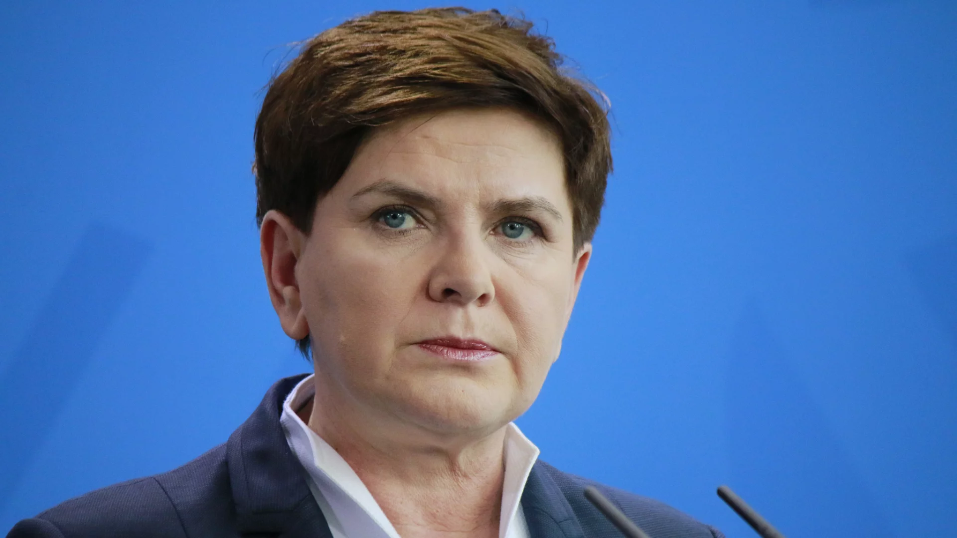 Beata Szydło nagle wyszła z cienia i przemówiła. Wskazała prawdziwego wroga