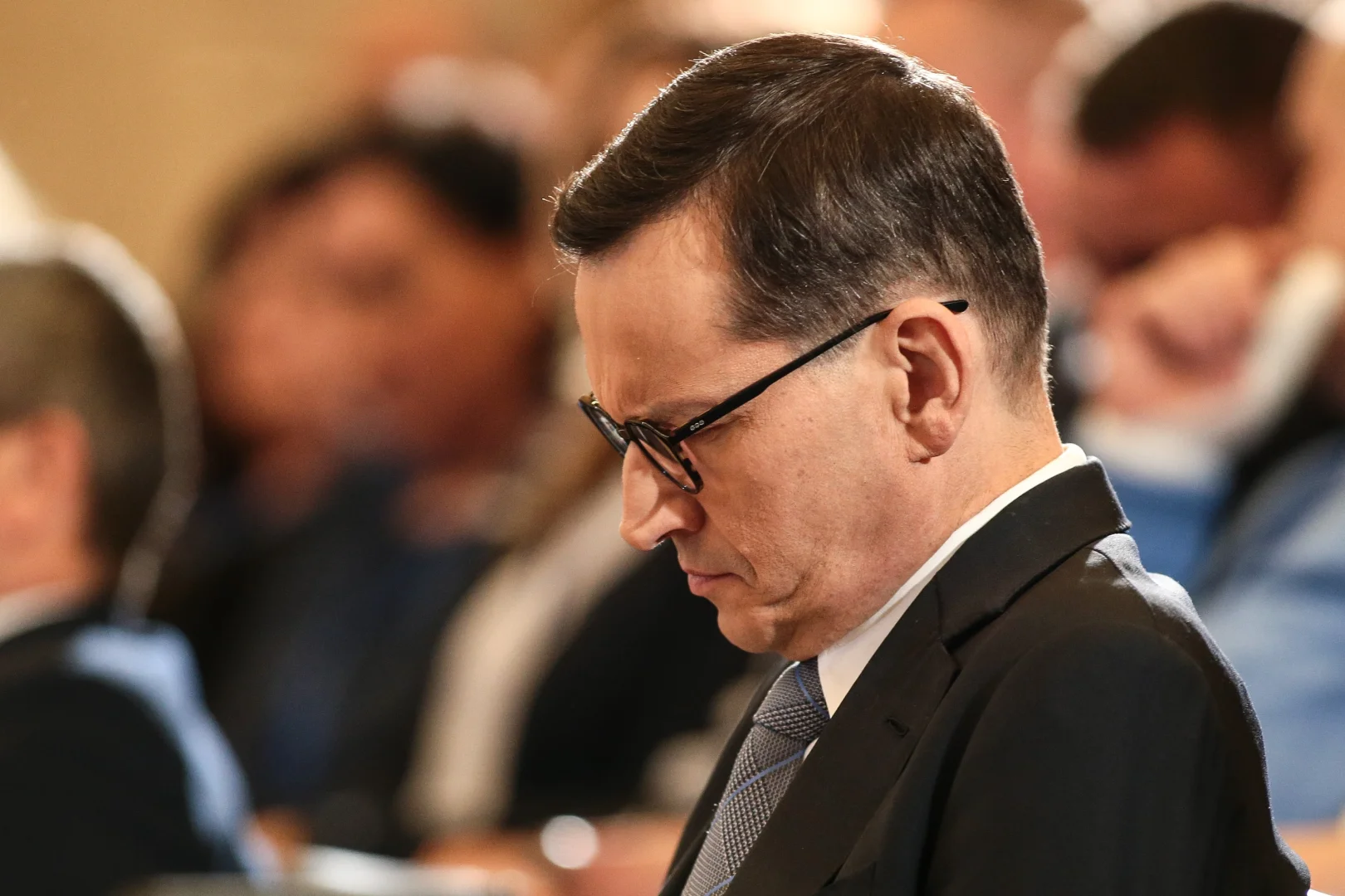 Nowy sondaż jak kubeł zimnej wody dla Morawieckiego. najważniejszy 1 pkt proc.