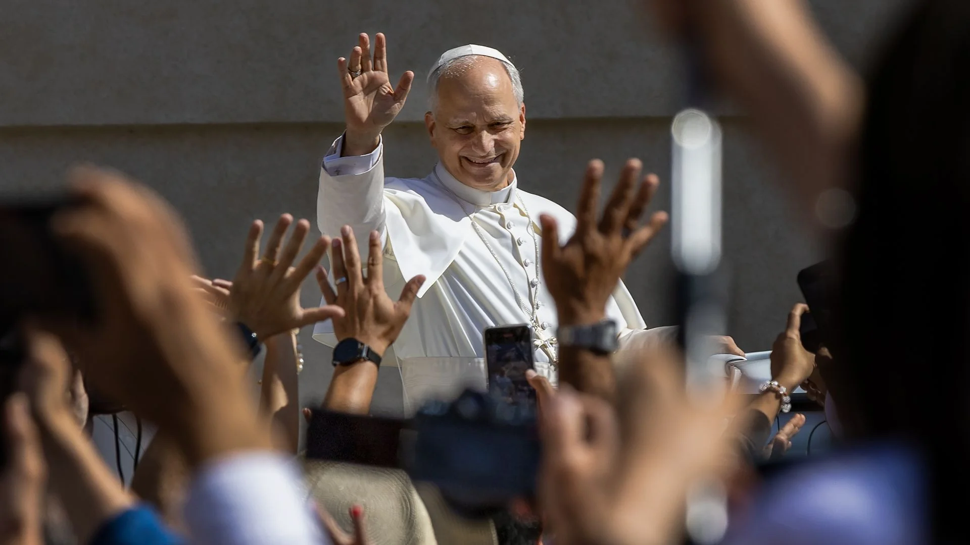 Papież Leon XIV rusza na pielgrzymkę do Peru Papież Leon XIV rusza na pielgrzymkę, a polskie MSZ ostrzega turystów