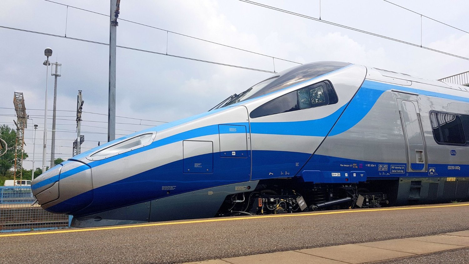 Podróż z Warszawy do Krakowa krótsza o pół godziny. Pendolino pobije rekord prędkości