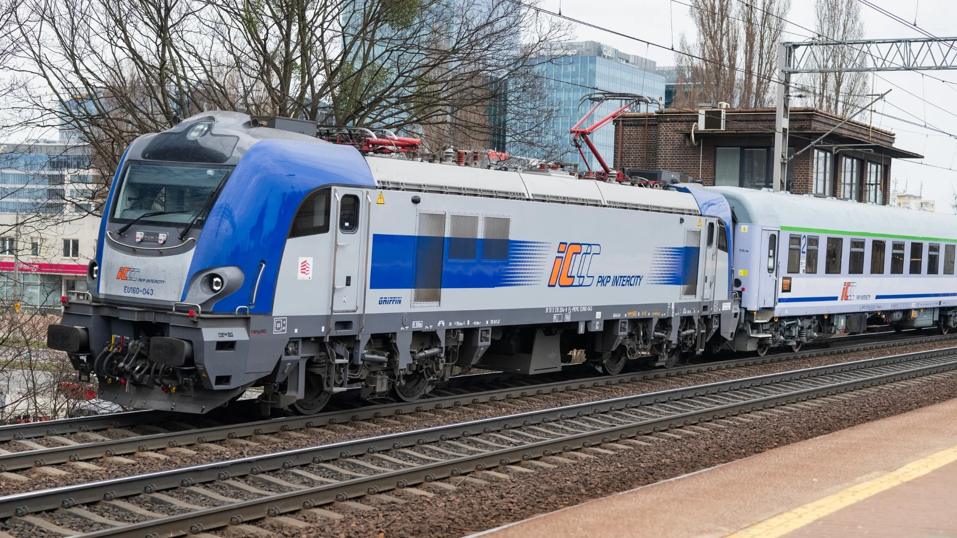 Pociąg "Malczewski" opóźniony o 5h. Brawo Intercity, kolejny raz się wam udało
