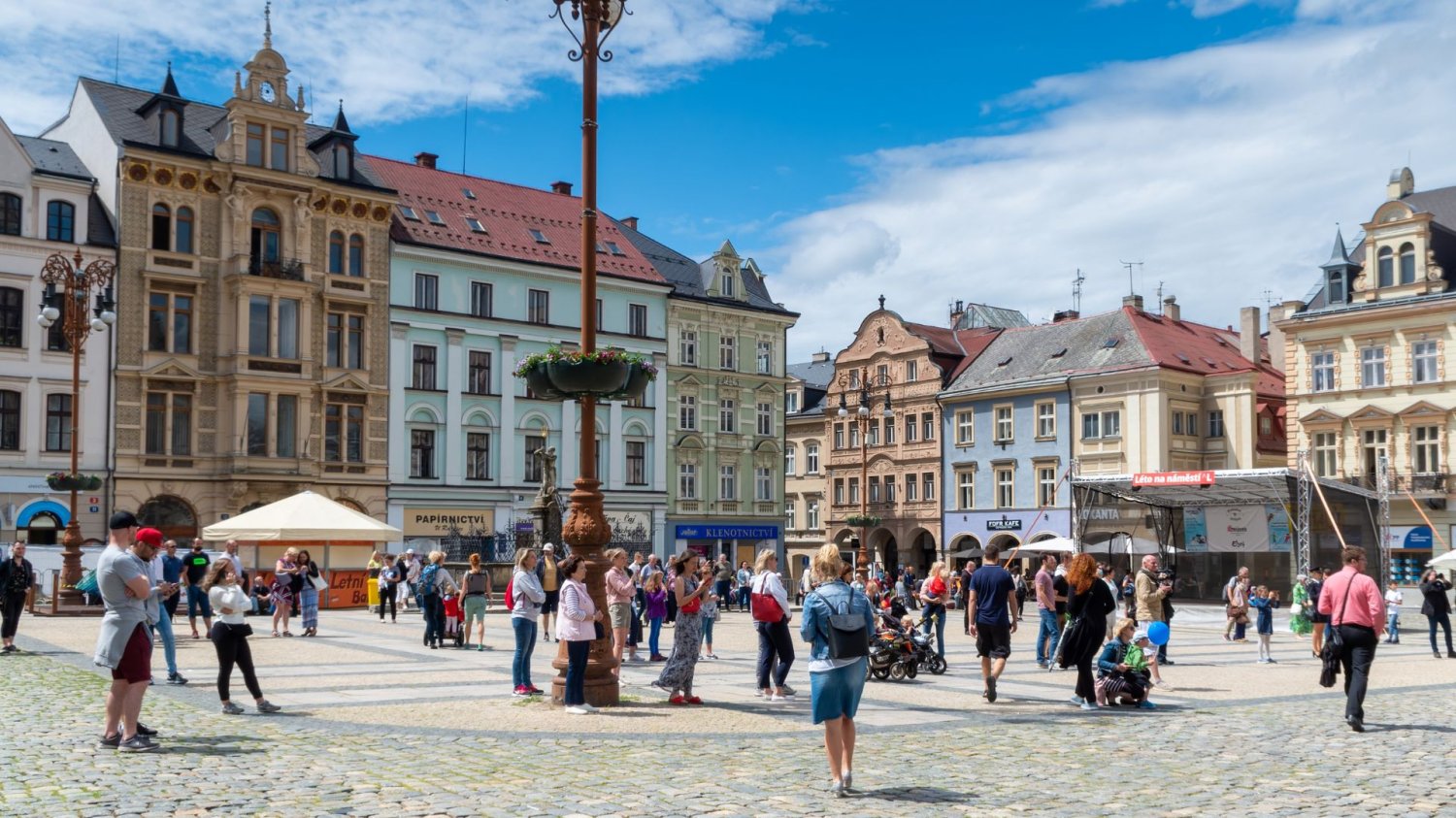 Coraz więcej polskich turystów w Czechach Polacy coraz chętniej odkrywają Czechy