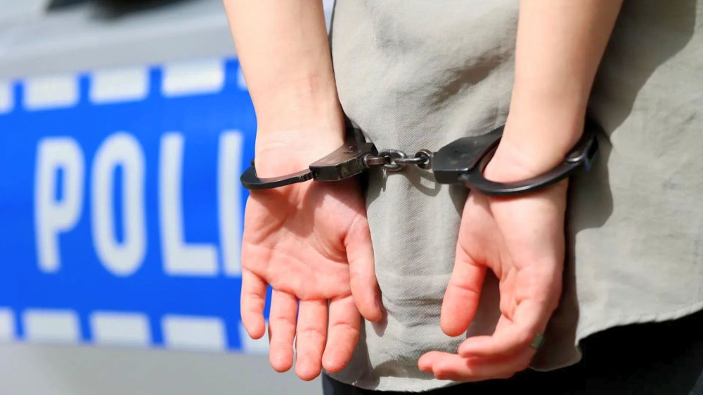 Kierowca wjechał w rodzinę na chodniku w Krakowie — rodzice zginęli, niemowlę w ciężkim stanie