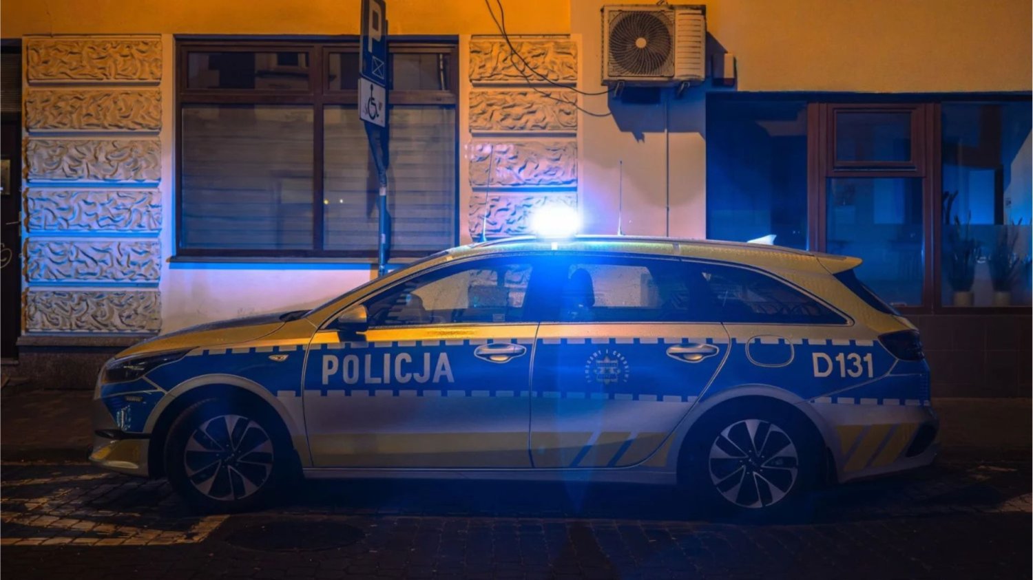 Jerzy Sioła nie żyje. Potrącił go pijany Ukrainiec, po czym uciekł z miejsca wypadku Policja, radiowóz