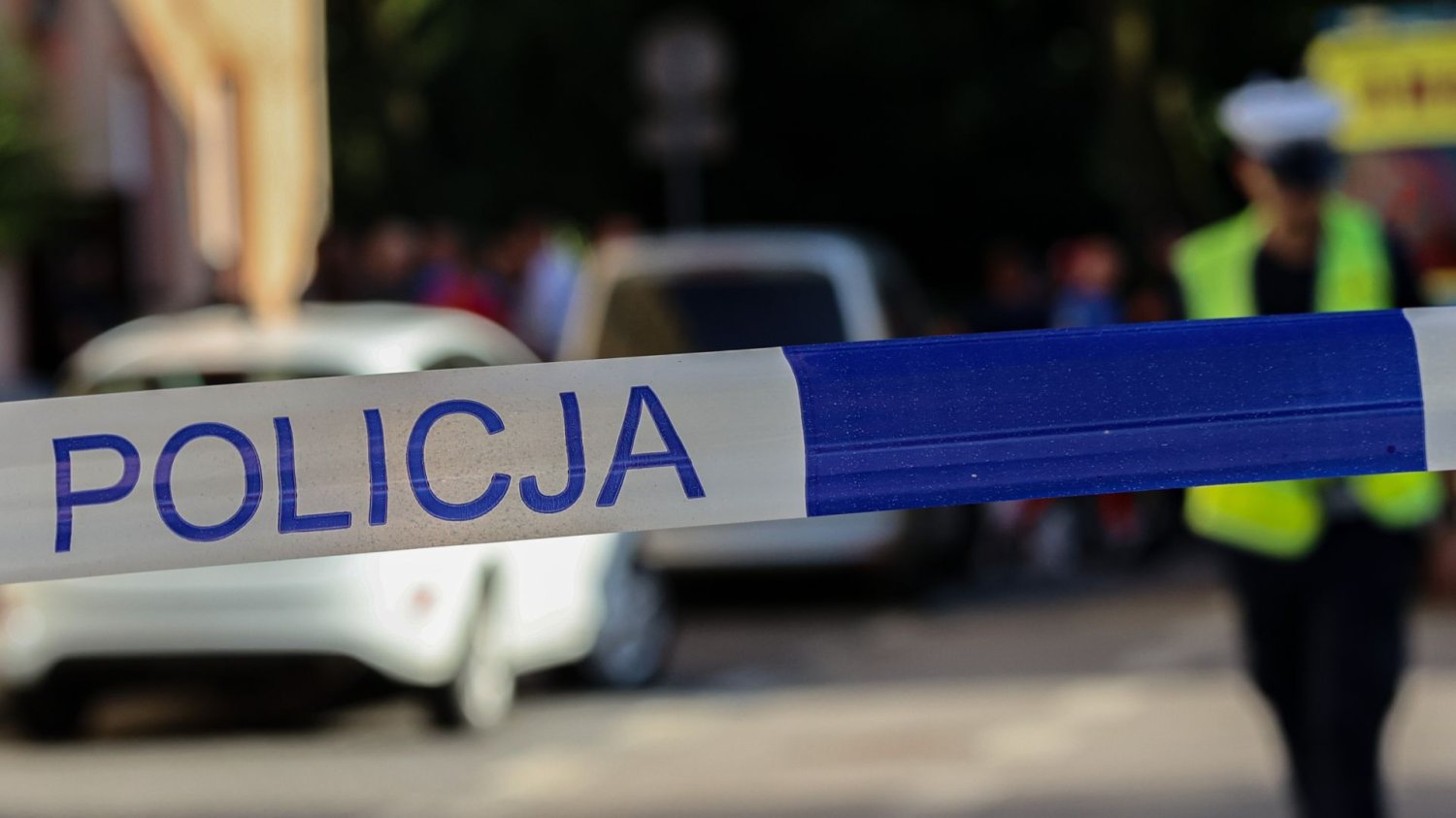 Policja, służby, funkcjonariusz