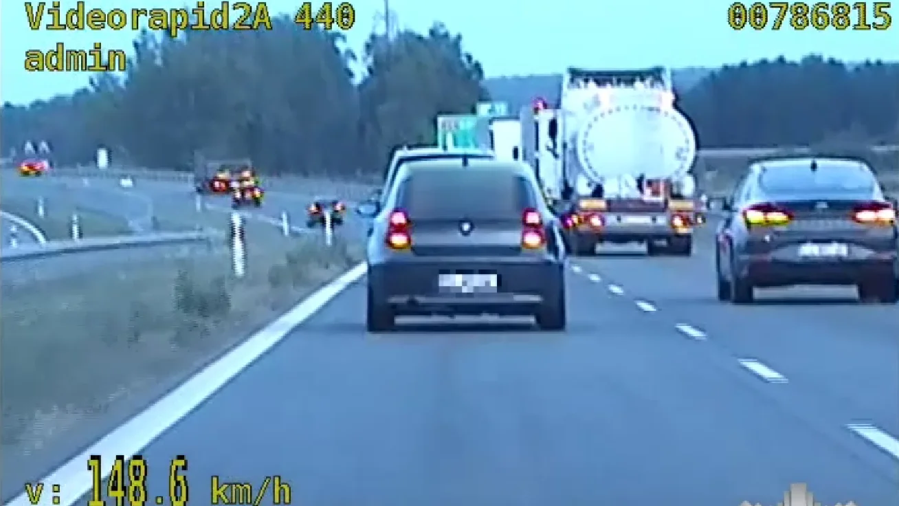Policyjny pościg za 16-latkiem na S17