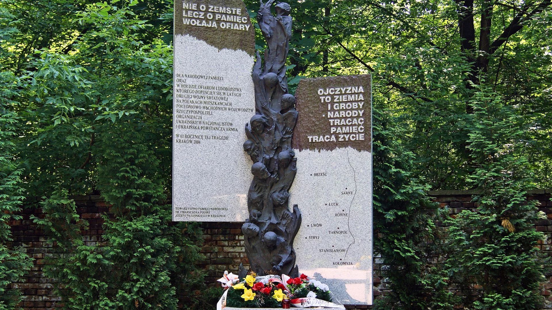83 lata od krwawej niedzieli na Wołyniu. Jednego dnia zginęło choćby 8 tys. Polaków