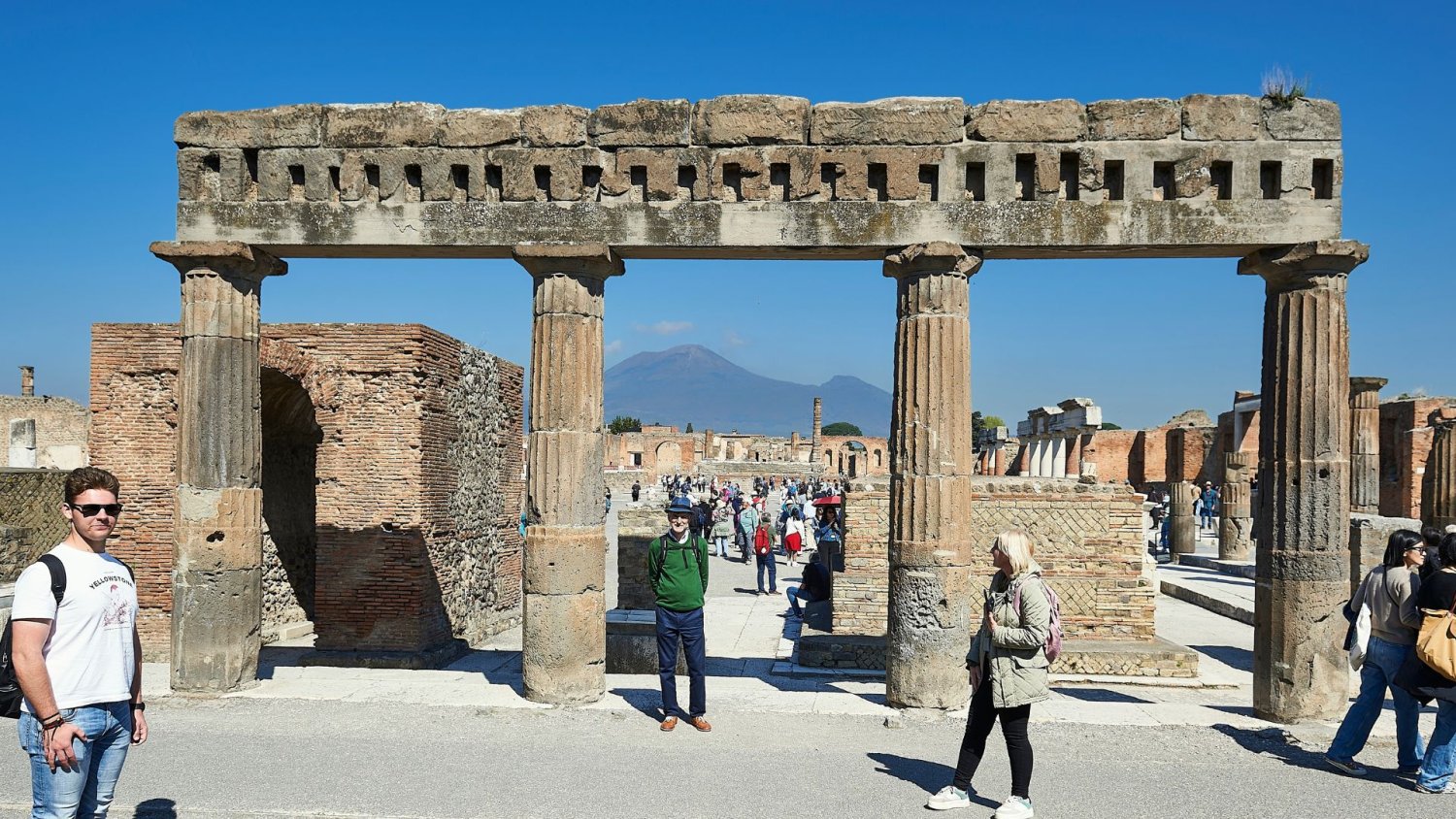 Upał we Włoszech utrudnia zwiedzanie. Tajemnice Pompejów można jednak poznać inaczej