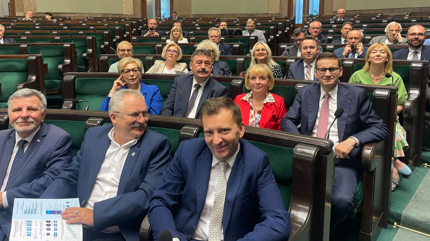 Morawiecki detronizuje Kaczyńskiego. PiS traci status hegemona po 11 latach Posłowie klubu rozwój Plus w Sejmie