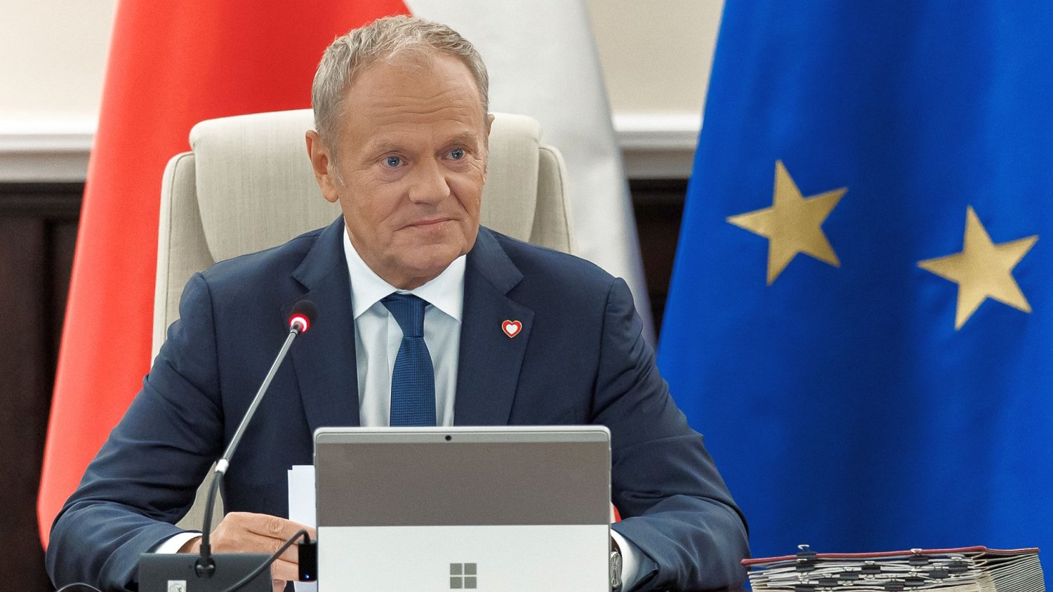 premier Donald Tusk