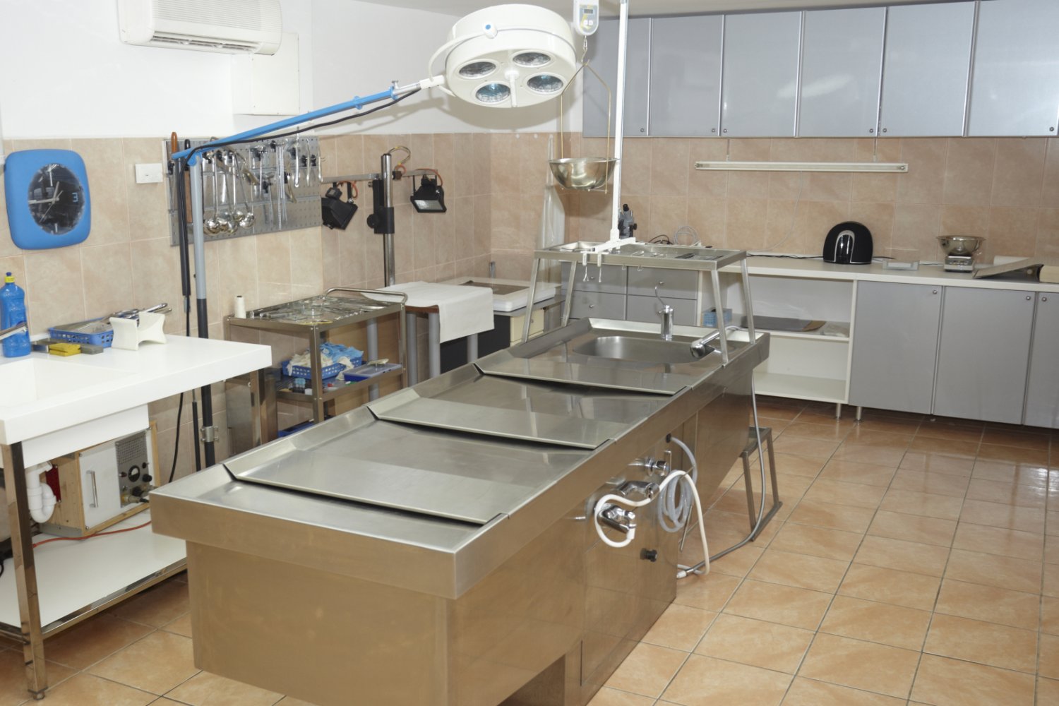 Prosektorium w szpitalu