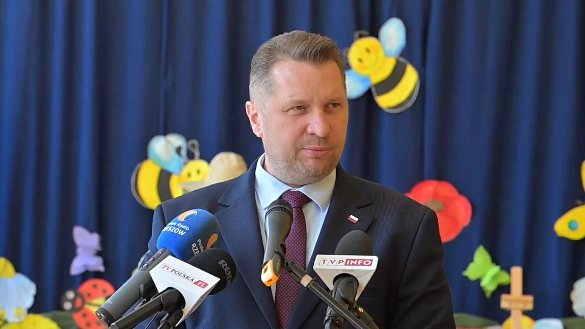 Czarnek ma plan po atakach w szkołach. Populizm kandydata PiS wjeżdża na pełnej