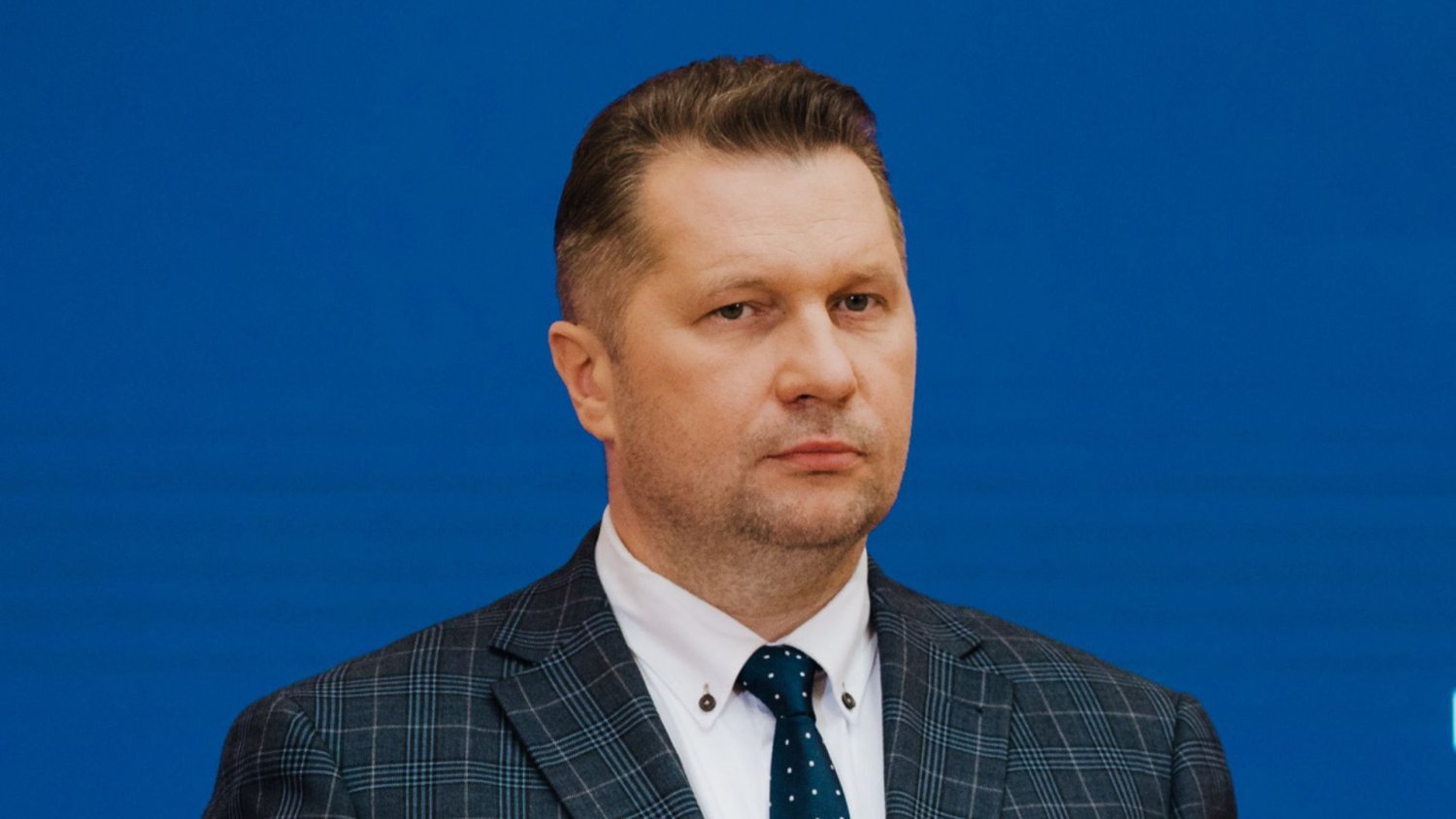 Nowy sondaż zaufania i tąpnięcie Czarnka. Kandydat PiS na premiera daleko w tyle