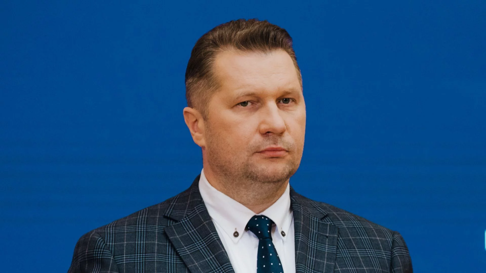 Nowy sondaż zaufania i tąpnięcie Czarnka. Kandydat PiS na premiera daleko w tyle