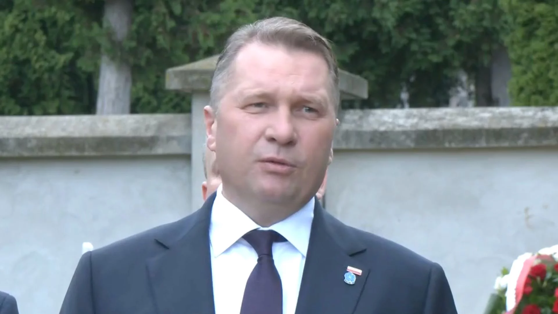 PiS uderza w Ukrainę w rocznicę Wołynia. Czarnek ogłosił to pod pomnikiem ofiar