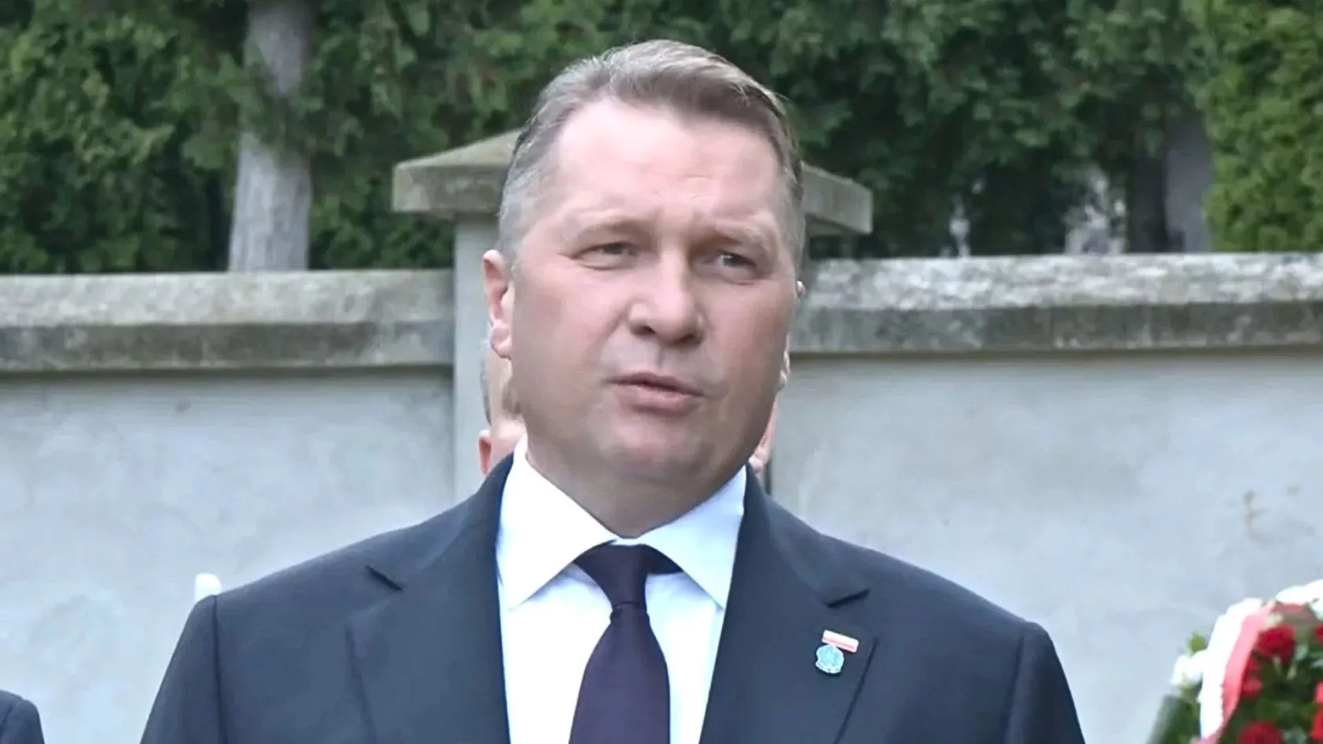 Czarnek po rozłamie w PiS wyraził żal. A po chwili przyłożył Morawieckiemu