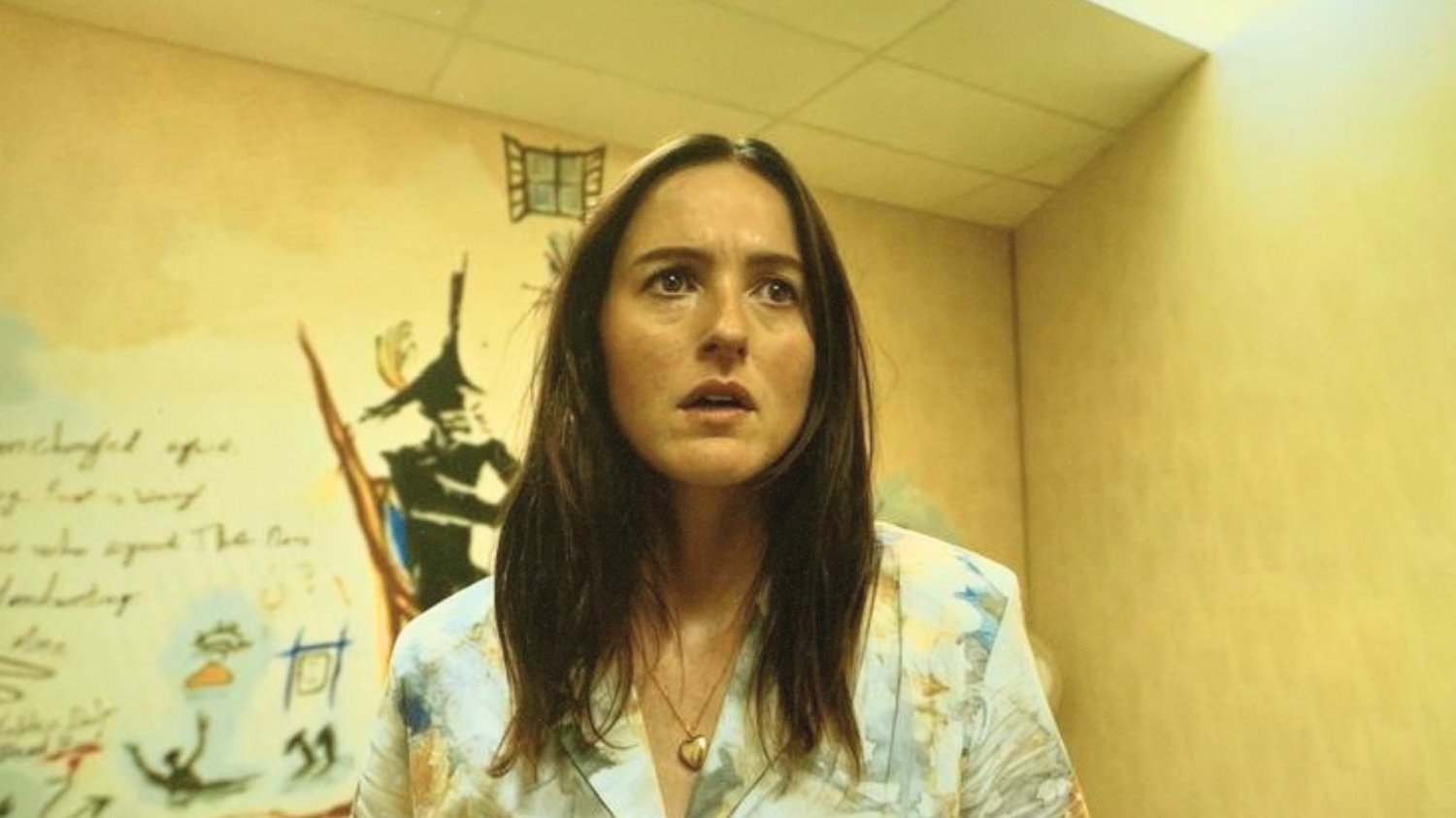 Przeczytałam, co A24 robi z filmem "Backrooms". To może zmienić kino na gorsze Renate Reinsve w filmie "Backrooms. Bez wyjścia"