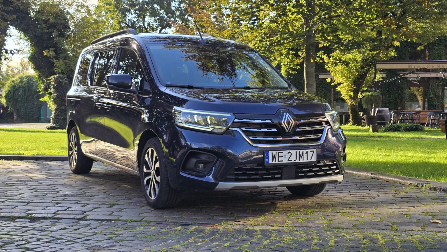 Wszyscy rzucili się na SUV-y, a ja pojeździłem nowym Renault Kangoo. To moje zaskoczenie miesiąca