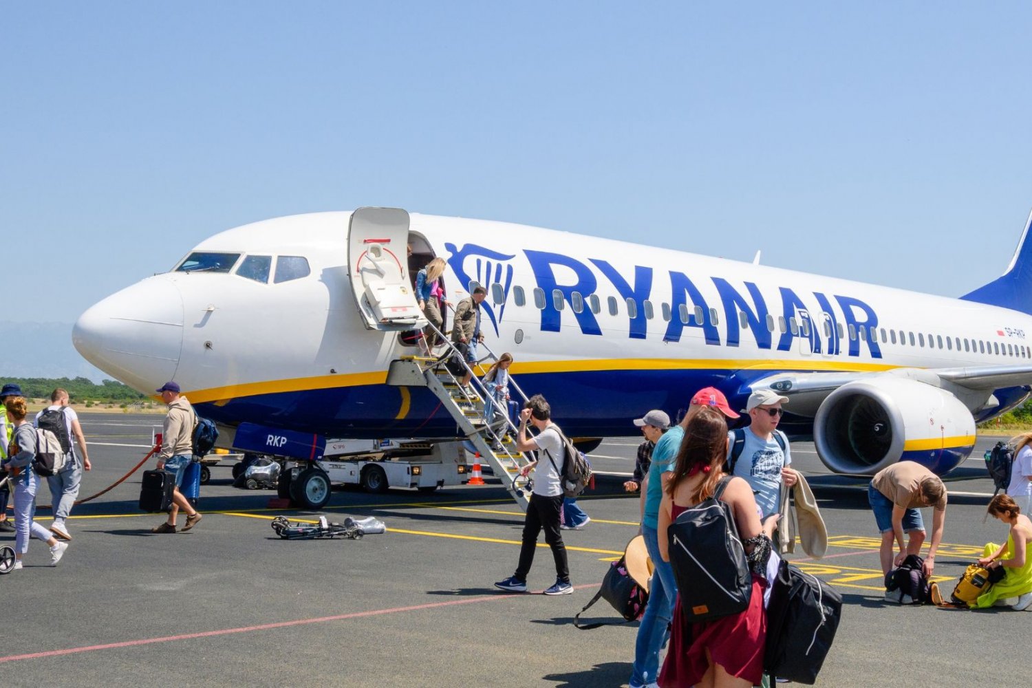 Ryanair oszczędza na pracownikach