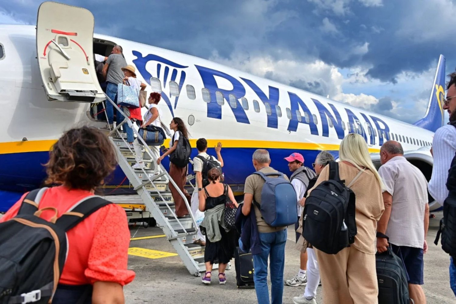 Ryanair otwiera 2 nowe trasy z Polski. Zimą skosztujemy orientu spoza Europy Ryanair, samolot, lotnisko, tanie linie lotnicze