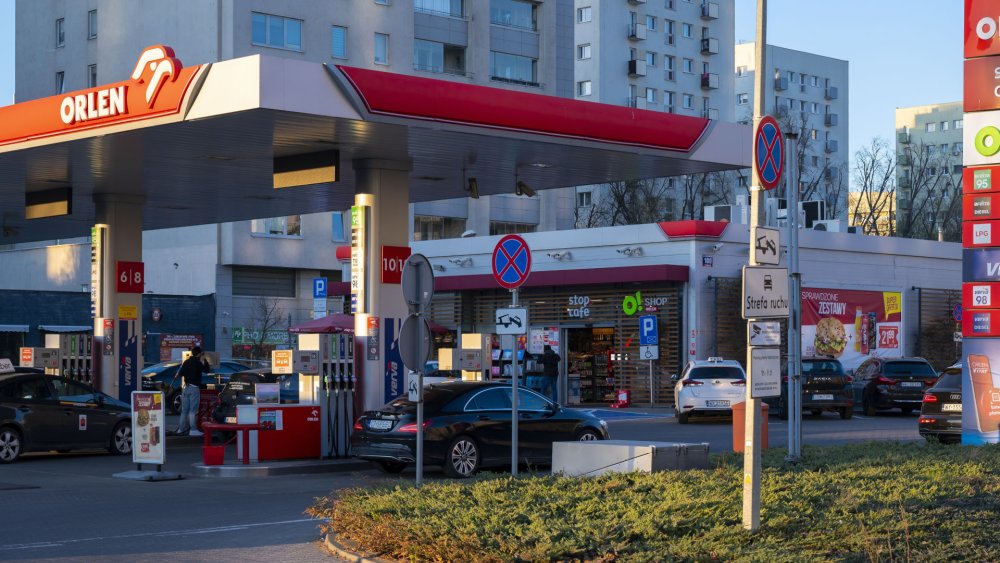 Fuel prices to drop from Monday as CPN price-cap programme returns