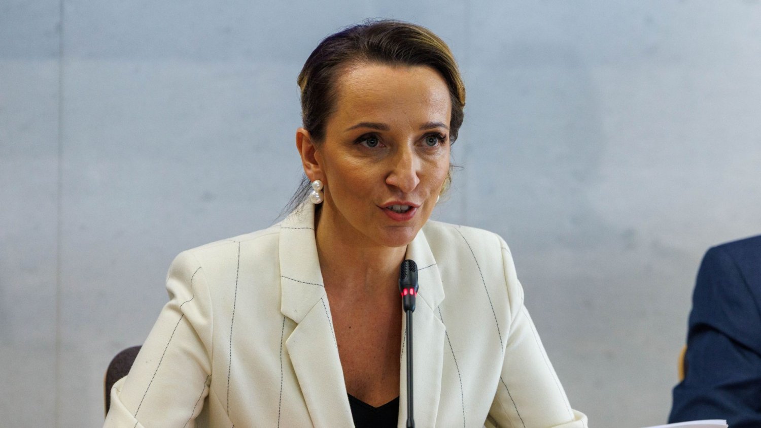 Sylwia Gregorczyk-Abram w czasie przemówienia