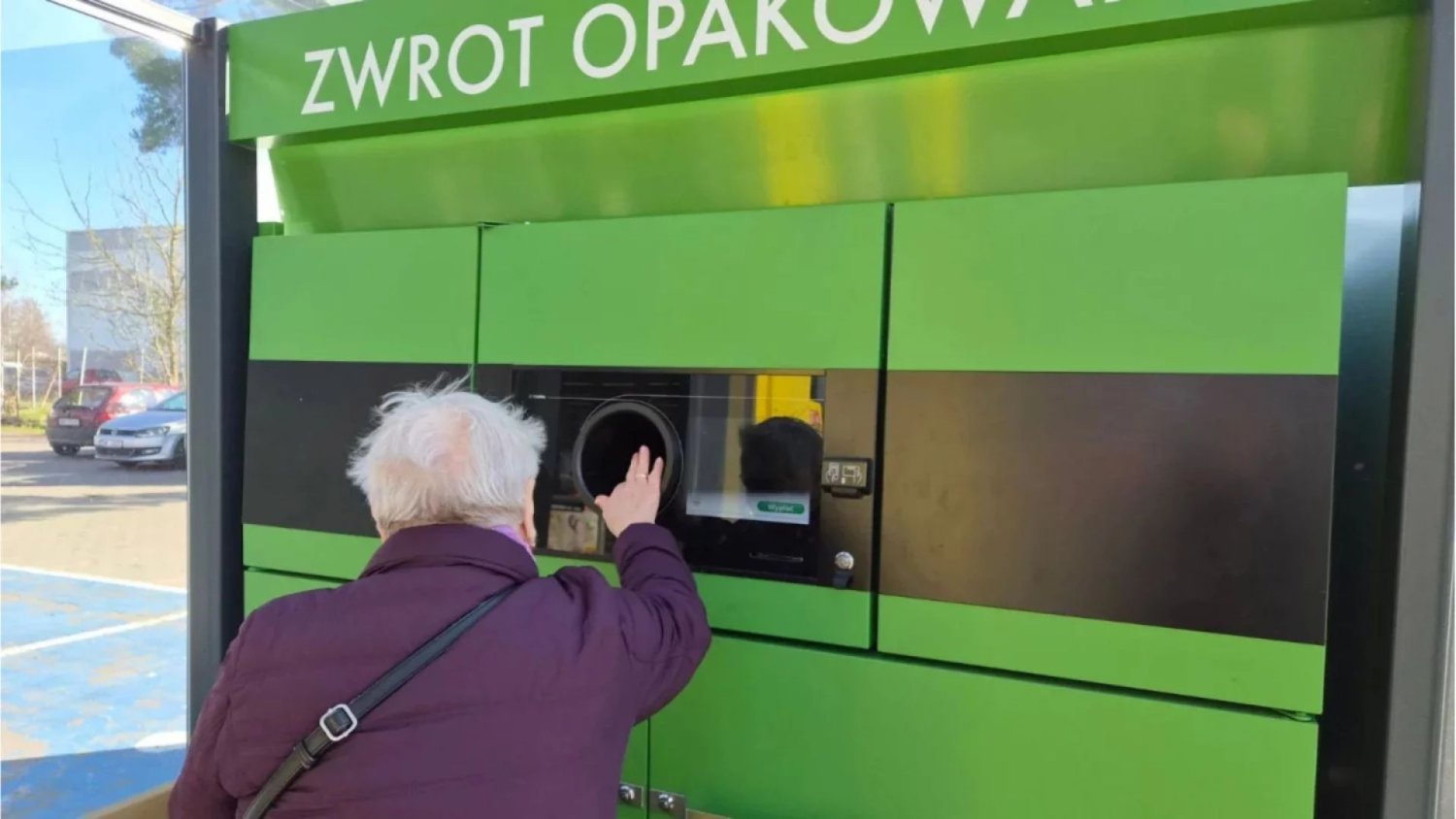 Nowe oszustwo z butelkomatem. Twoją kaucję ukradną teraz na odległość