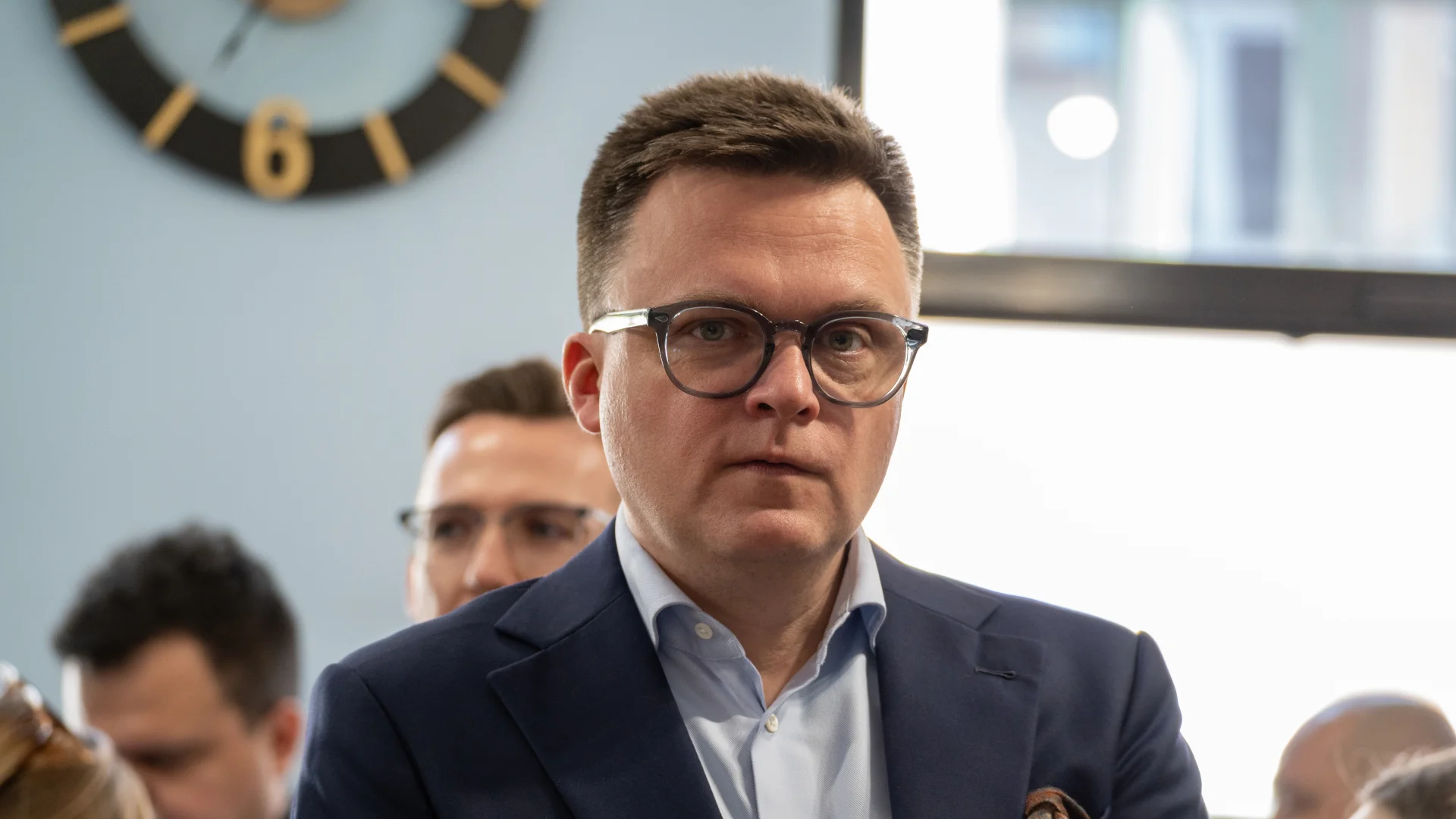 Chaos w partii Fanatyka. Miał przegrać głosowanie, którego podobno nie było