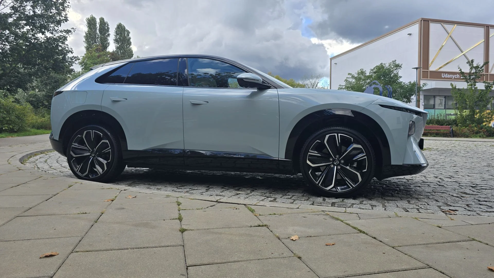 Mazda CX-6e Mazda CX-6e