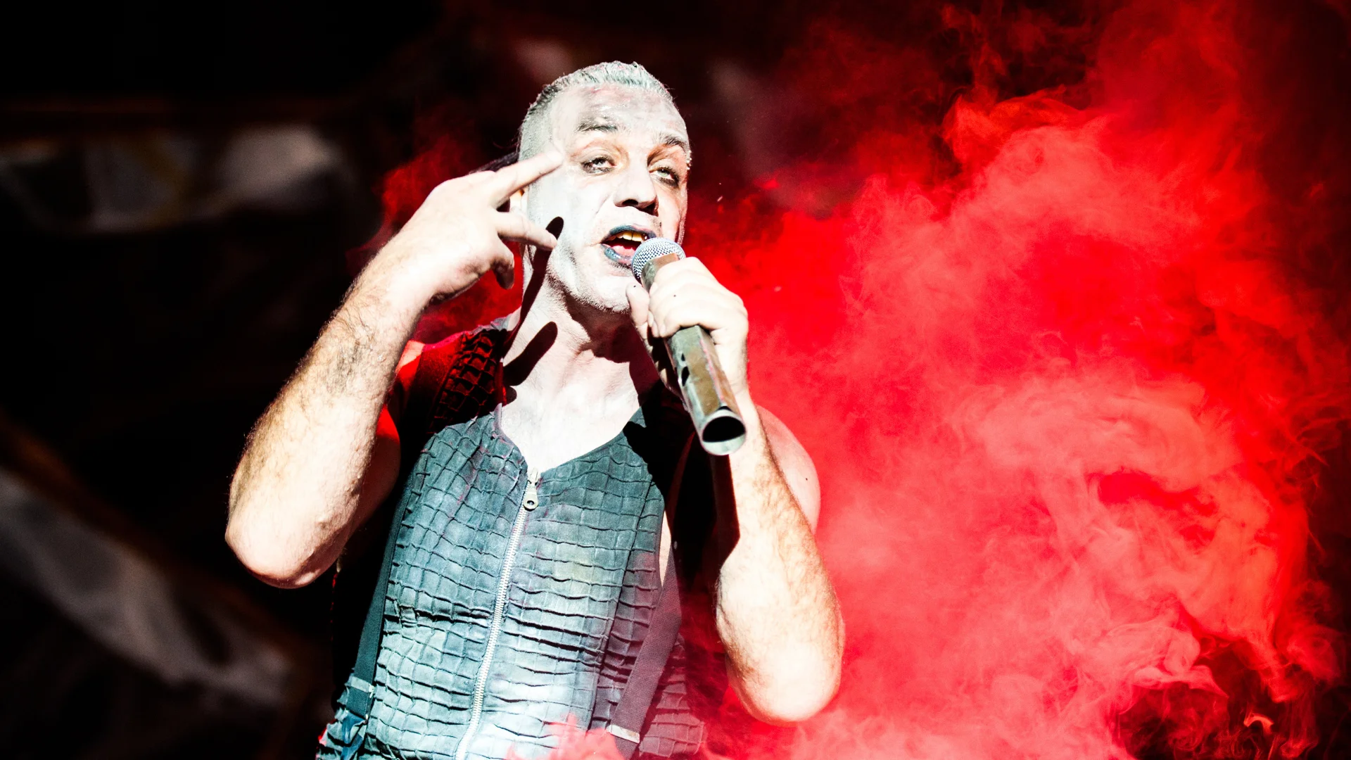 Wokalista Rammsteina wyda DVD nagrane w Polsce. To show, w którym muzyka zeszła na drugi plan Till Lindemann