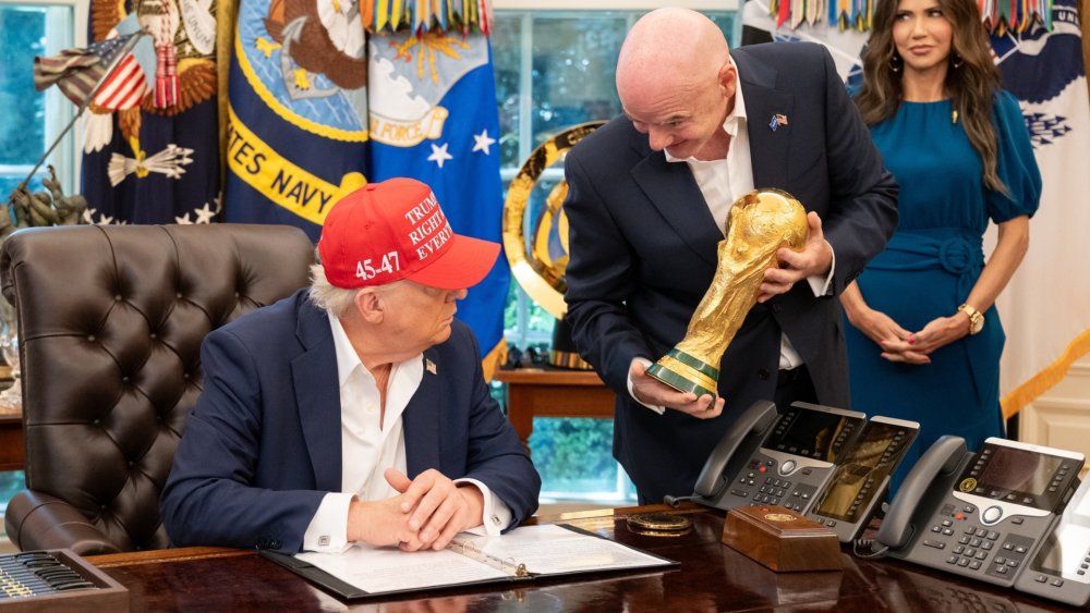 Trump chce organizować kolejny mundial — pod warunkiem wyłączności dla USA