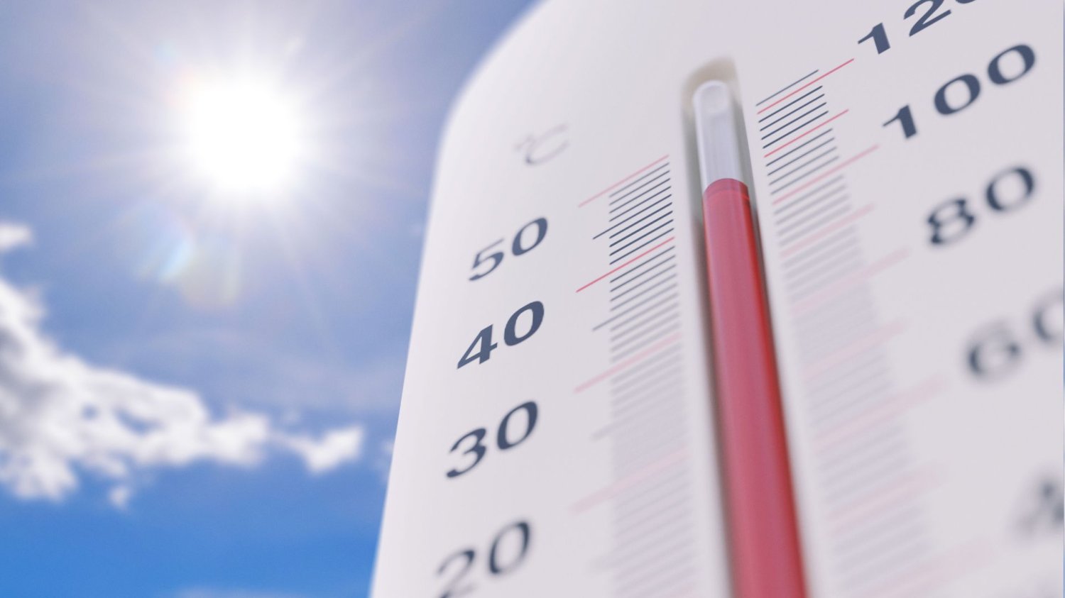 Lato 2026 przejdzie do historii przez rekordowe upały. IMGW dla naTemat o "wyraźnej tendencji". upał, lato, temperatura