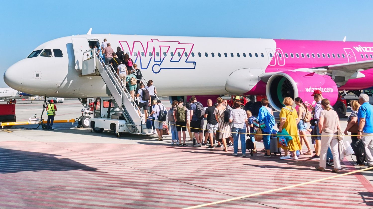 Wizz Air będzie latał częściej na Cypr i do Bułgarii z Radomia