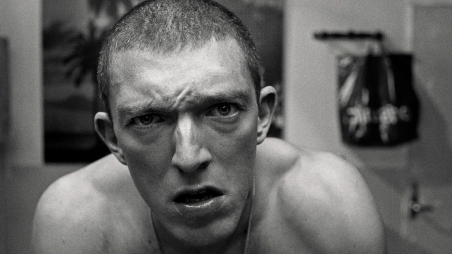 Zamieszki we Francji. Filmy, które pomogą zrozumieć, co się dzieje Vincent Cassel w Nienawiści